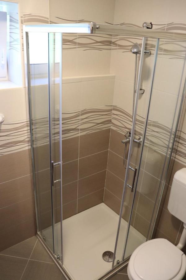 An Amazing Studio Apartment Premantura Luaran gambar